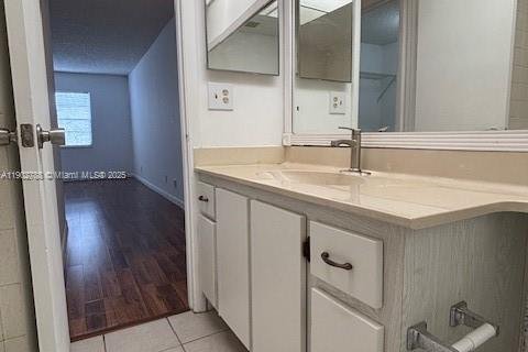 Condo in Boca Raton, Florida, 1 bedroom  № 2013945 - photo 13