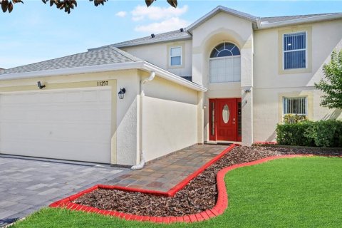 House in Orlando, Florida 4 bedrooms, 203.64 sq.m. № 1725542 - photo 3