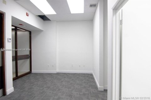 Immobilier commercial à vendre à North Miami, Floride № 1958811 - photo 8