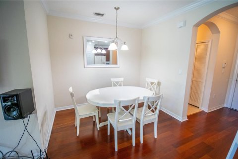 Condominio en venta en Windermere, Florida, 2 dormitorios, 107.86 m2 № 2208500 - foto 12