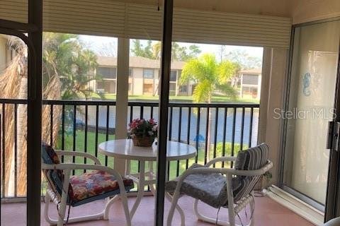 Condominio en alquiler en Fort Myers, Florida, 2 dormitorios, 68 m2 № 1905626 - foto 13