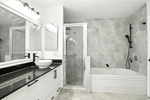 Condominio en venta en Miami, Florida, 3 dormitorios, 140.56 m2 № 1980439 - foto 18