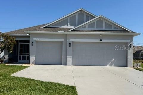 House in Port Charlotte, Florida 3 bedrooms, 158.12 sq.m. № 2319217