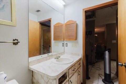 House in Hudson, Florida 2 bedrooms, 152.92 sq.m. № 1881372 - photo 8