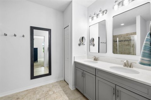 Touwnhouse à vendre à Tampa, Floride: 3 chambres, 157.93 m2 № 2429392 - photo 28