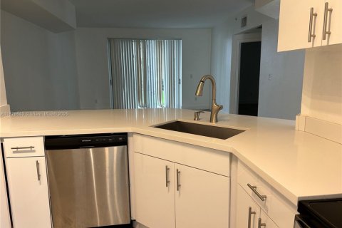 Condominio en venta en Sunrise, Florida, 2 dormitorios, 98.85 m2 № 1921713 - foto 7