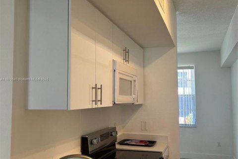 Condominio en venta en Sunrise, Florida, 2 dormitorios, 98.85 m2 № 1921713 - foto 5