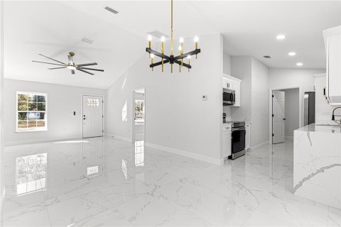 House in Belleview, Florida 3 bedrooms, 107.4 sq.m. № 2226735 - photo 17