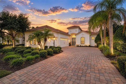 Casa en Lakewood Ranch, Florida 3 dormitorios, 252.04 m2 № 2379576