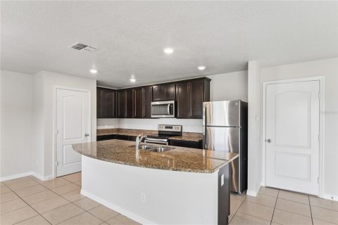 Villa ou maison à vendre à Lakeland, Floride: 4 chambres, 174.66 m2 № 2398672 - photo 5