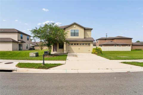 Villa ou maison à Lakeland, Floride 4 chambres, 174.66 m2 № 2398672