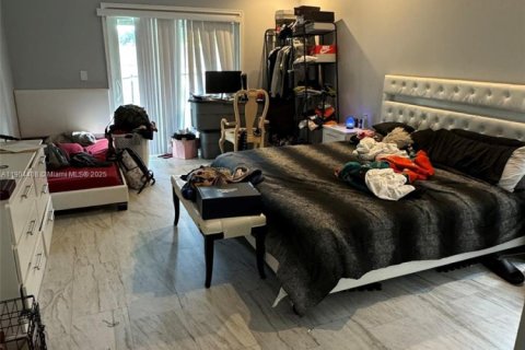 Villa ou maison à vendre à Lauderhill, Floride: 3 chambres, 198.81 m2 № 1956057 - photo 9