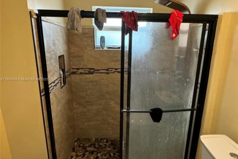 Villa ou maison à vendre à Lauderhill, Floride: 3 chambres, 198.81 m2 № 1956057 - photo 12