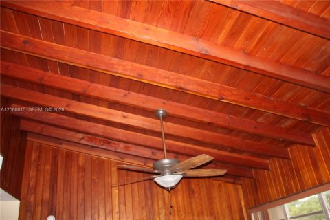 Villa ou maison à louer à Miami Springs, Floride: 3 chambres, 152.08 m2 № 2254731 - photo 10