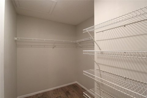 Condominio en alquiler en Sarasota, Florida, 2 dormitorios, 92.9 m2 № 1884019 - foto 9