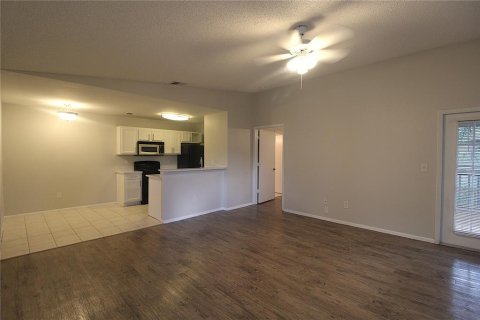 Condominio en alquiler en Sarasota, Florida, 2 dormitorios, 92.9 m2 № 1884019 - foto 5