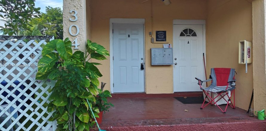 Villa ou maison à Fort Lauderdale, Floride 1 chambre № 1891360