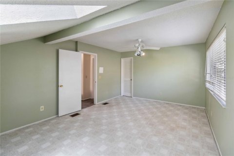 Снять в аренду виллу или дом в Лонгвуд, Флорида 3 спальни, 181.35м2, № 1854106 - фото 19