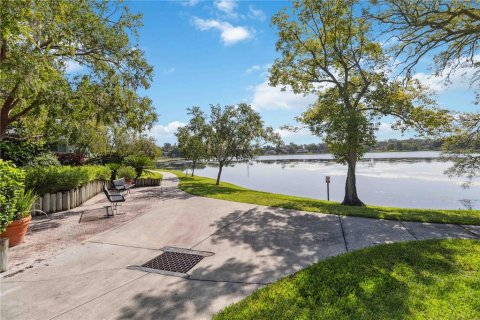 Снять в аренду виллу или дом в Лонгвуд, Флорида 3 спальни, 181.35м2, № 1854106 - фото 27