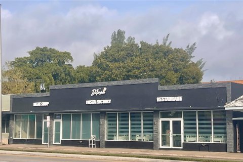 Propiedad comercial en venta en Pompano Beach, Florida № 1941276 - foto 6