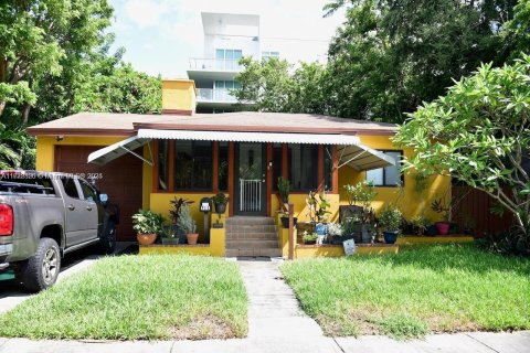 Casa en venta en Miami, Florida, 2 dormitorios, 88.44 m2 № 1985152 - foto 18