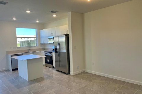 Townhouse in Homestead, Florida 3 bedrooms, 123.37 sq.m. № 2084182 - photo 7