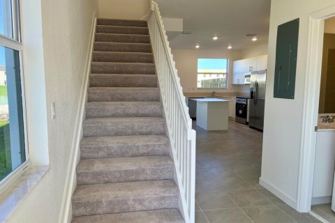 Townhouse in Homestead, Florida 3 bedrooms, 123.37 sq.m. № 2084182 - photo 5