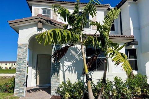 Townhouse in Homestead, Florida 3 bedrooms, 123.37 sq.m. № 2084182