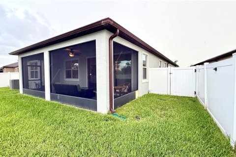 House in Riverview, Florida 3 bedrooms, 205.13 sq.m. № 1911316 - photo 24