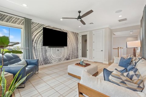 House in Palm Beach Gardens, Florida 5 bedrooms, 345.41 sq.m. № 2044395 - photo 30