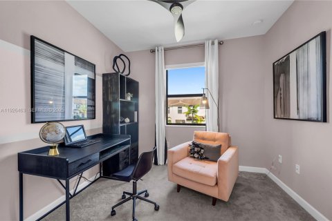 Adosado en venta en Homestead, Florida, 3 dormitorios, 129.41 m2 № 1986408 - foto 25