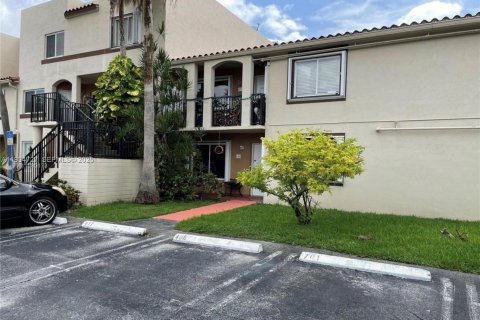 Copropriété à louer à Miami, Floride: 4 chambres, 123.56 m2 № 1992926 - photo 16