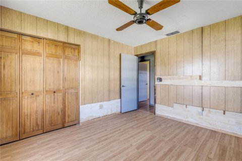 House in Port Orange, Florida 3 bedrooms, 157.47 sq.m. № 2238065 - photo 25