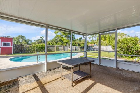 House in Port Orange, Florida 3 bedrooms, 157.47 sq.m. № 2238065 - photo 26