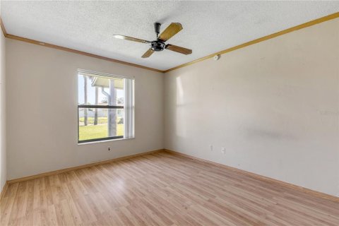 House in Port Orange, Florida 3 bedrooms, 157.47 sq.m. № 2238065 - photo 15
