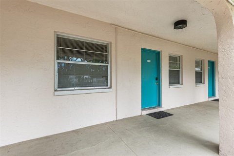 Appartement à Saint Petersburg, Floride 1 chambre, 59.46 m2 № 2400197