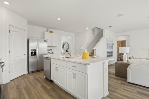 Casa en venta en Port Orange, Florida, 5 dormitorios, 241.64 m2 № 1880461 - foto 11