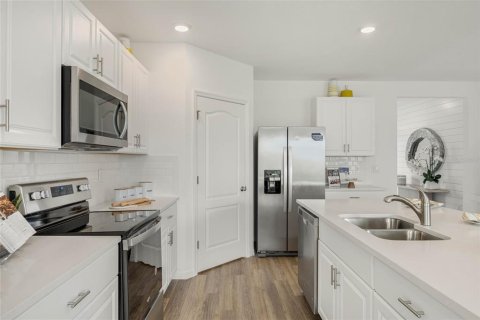 Casa en venta en Port Orange, Florida, 5 dormitorios, 241.64 m2 № 1880461 - foto 10