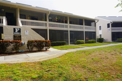 Condo in Lutz, Florida, 1 bedroom  № 2143343