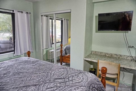 Condo in Lutz, Florida, 1 bedroom  № 2143343 - photo 15