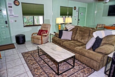 Condo in Lutz, Florida, 1 bedroom  № 2143343 - photo 5