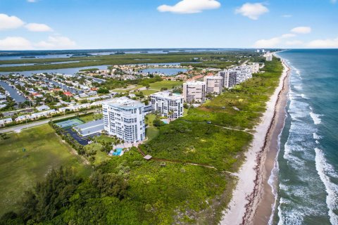 Condo in St. Lucie, Florida, 2 bedrooms  № 2192180 - photo 22