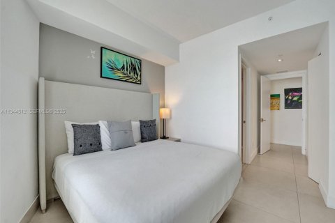 Condominio en alquiler en Hollywood, Florida, 3 dormitorios, 164.53 m2 № 2060114 - foto 26