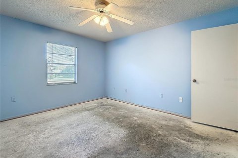 Condo in Saint Petersburg, Florida, 2 bedrooms  № 1688197 - photo 14
