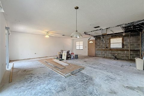 Condo in Saint Petersburg, Florida, 2 bedrooms  № 1688197 - photo 9