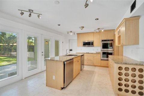 Casa en venta en Orlando, Florida, 4 dormitorios, 205.87 m2 № 1915765 - foto 11