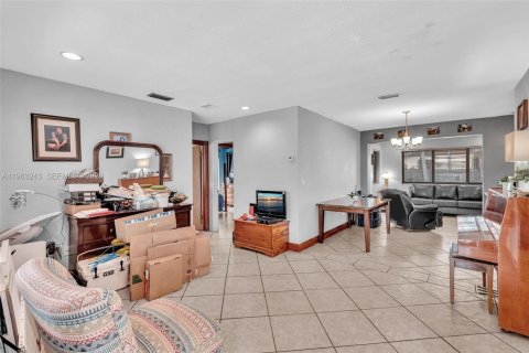 Купить виллу или дом в Хомстед, Флорида 3 спальни, 120.03м2, № 2025734 - фото 6