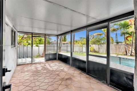 Купить виллу или дом в Хомстед, Флорида 3 спальни, 120.03м2, № 2025734 - фото 21