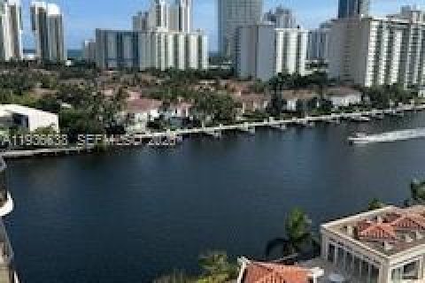 Кондоминиум с 2 спальнями в Авентура, Флорида № 2001282