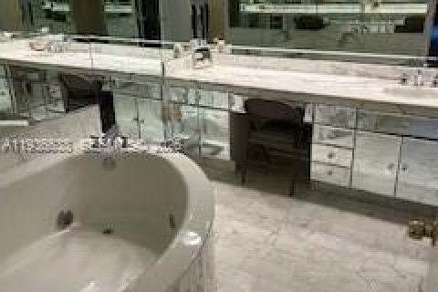 Купить кондоминиум в Авентура, Флорида 2 спальни, 148.64м2, № 2001282 - фото 8